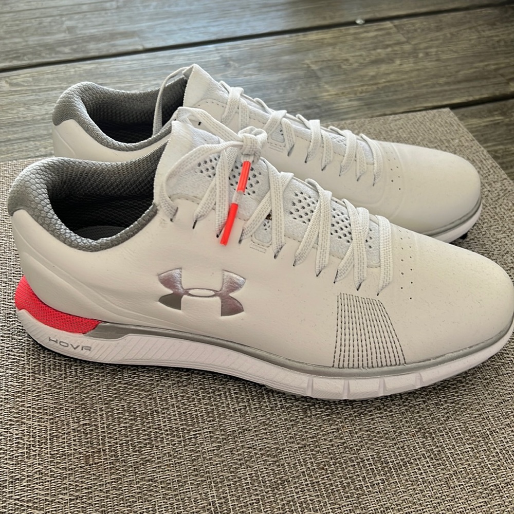 Womens Under Armour golf shoes size 7.5